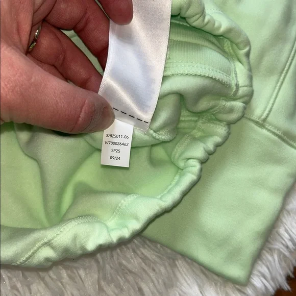 Athleta Unstoppable Fleece Lined Half Zip Sweatshirt Size Medium Mint Tint NEW